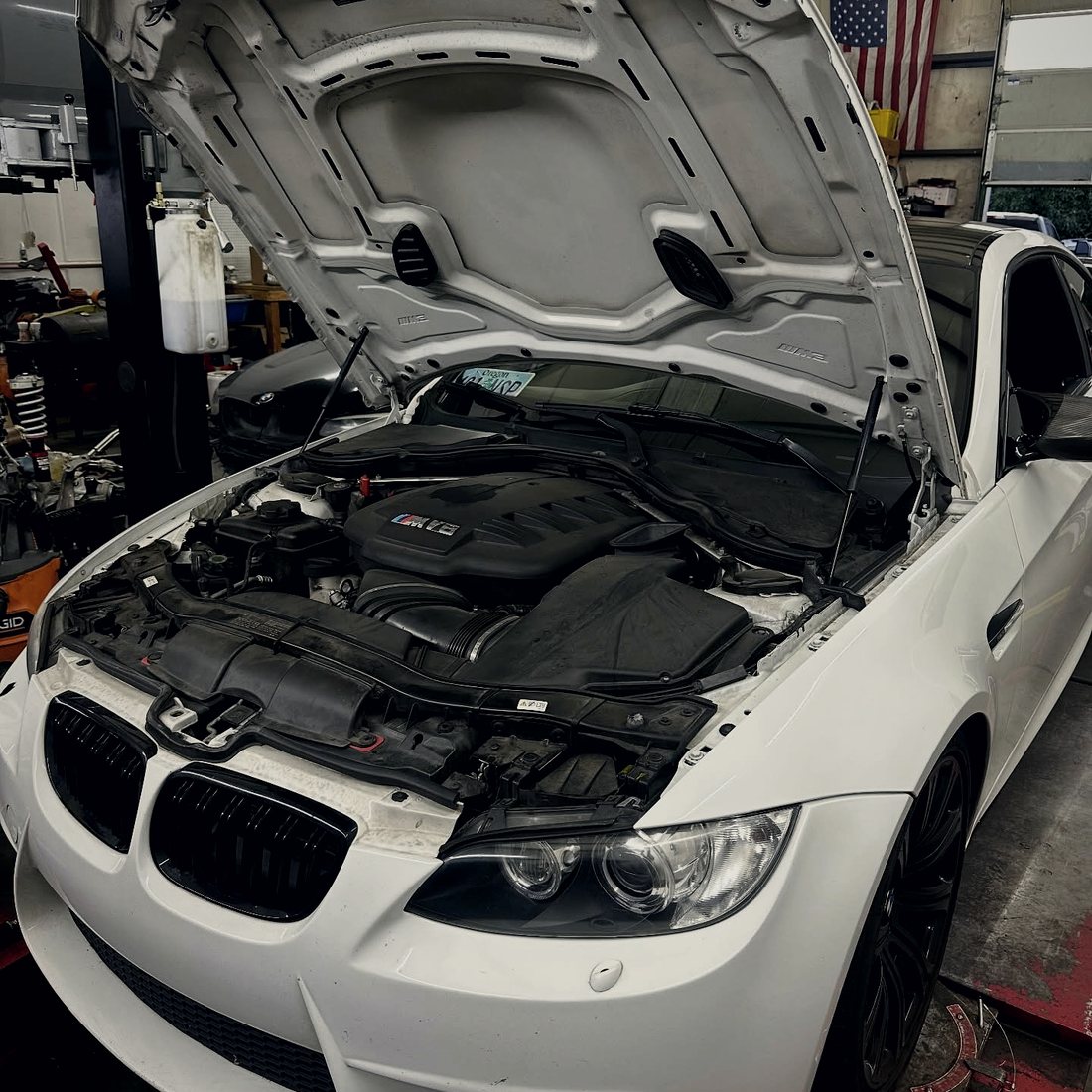 Open engine bay of a turbocharged car